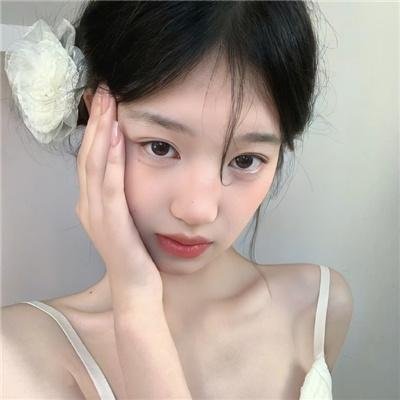 有些女孩这样做 封面